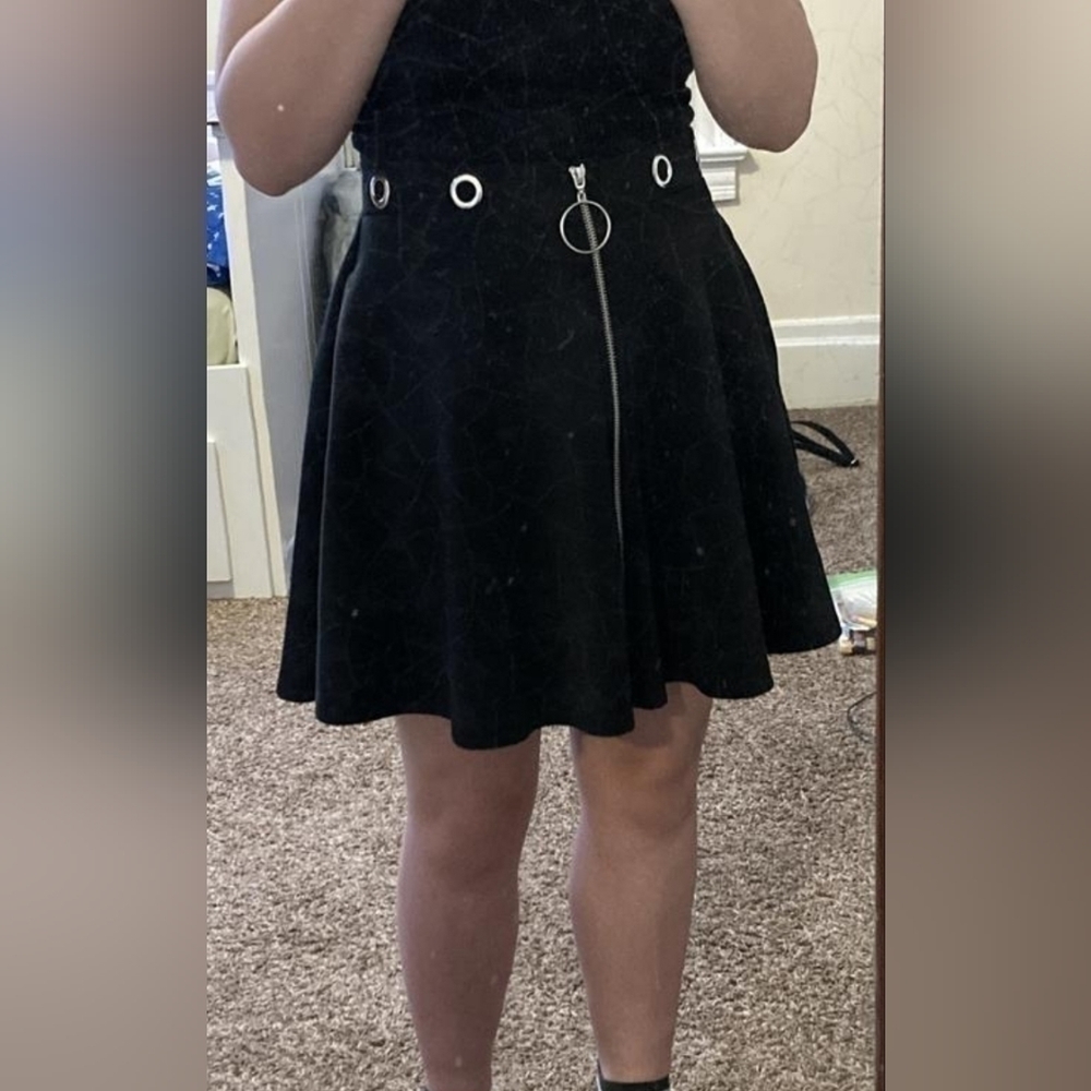 Hot Topic - Black Grommet O Ring Skater Skirt Pockets Edgy Mod Sz.L